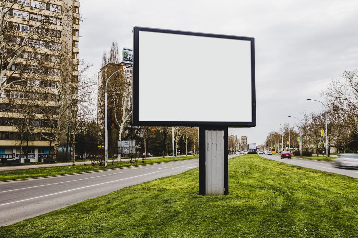 Kent Estetiği ve Antalya Reklam