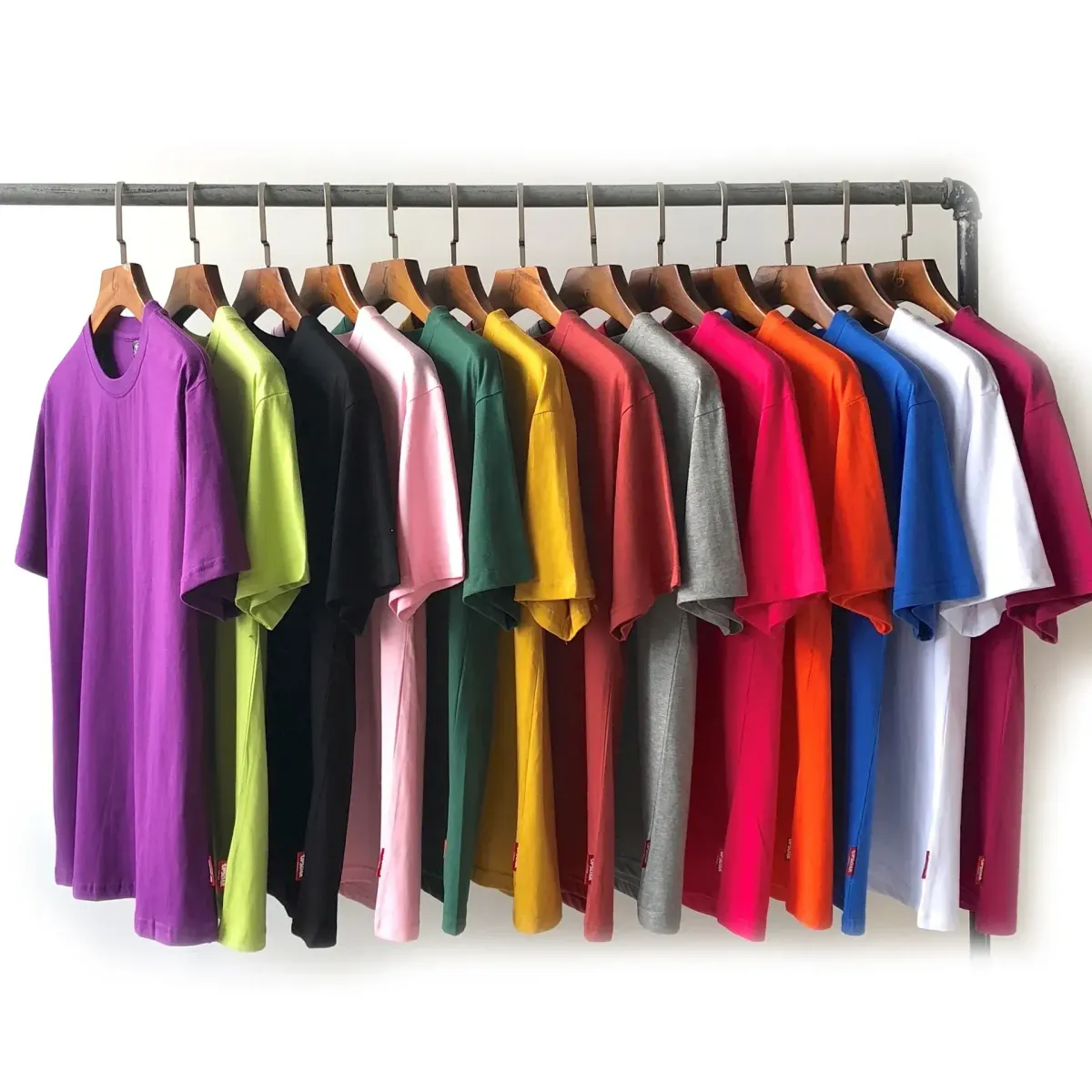 Bulk Custom Shirts: Pricing, Lead Times, and Tips for Orders