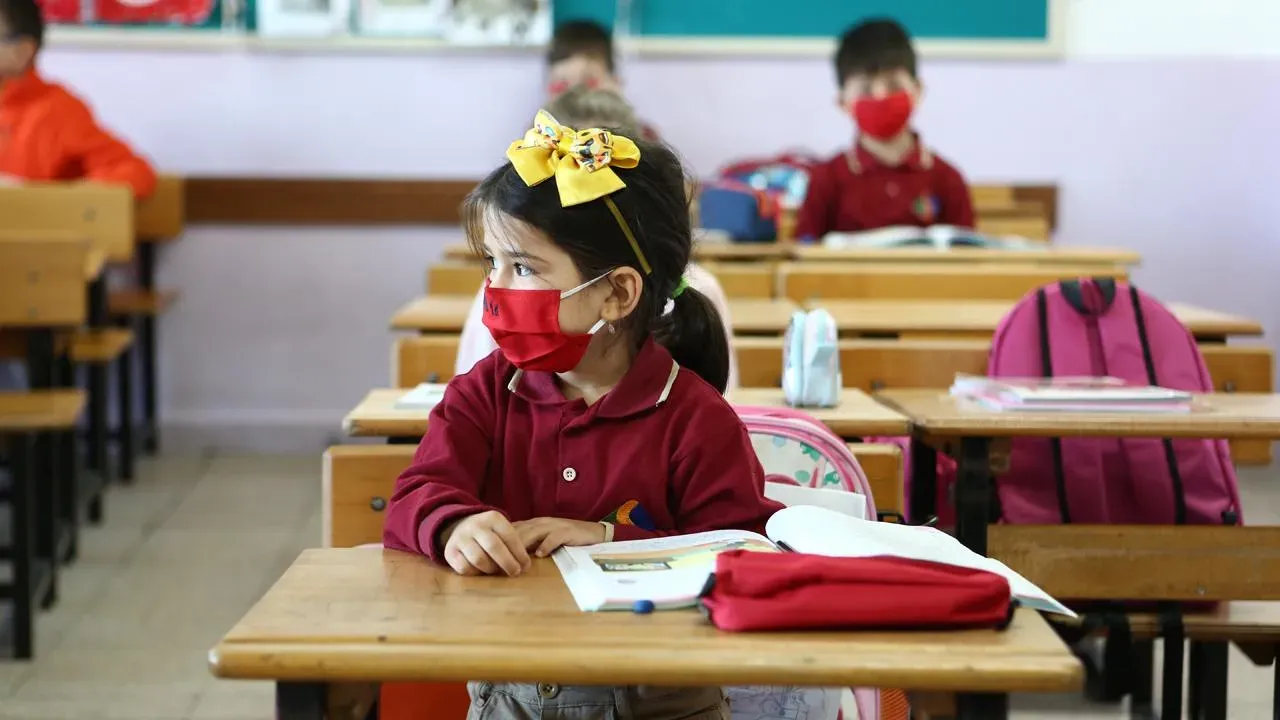 Okullar Ne Zaman Kapanacak? MEB Açıklamaları