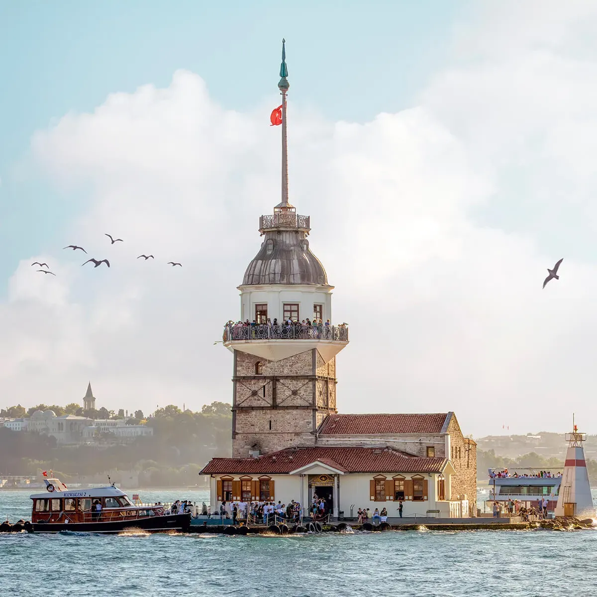 Kız Kulesi: Ziyaret Edilmesi Gereken Tarihi Bir Nokta