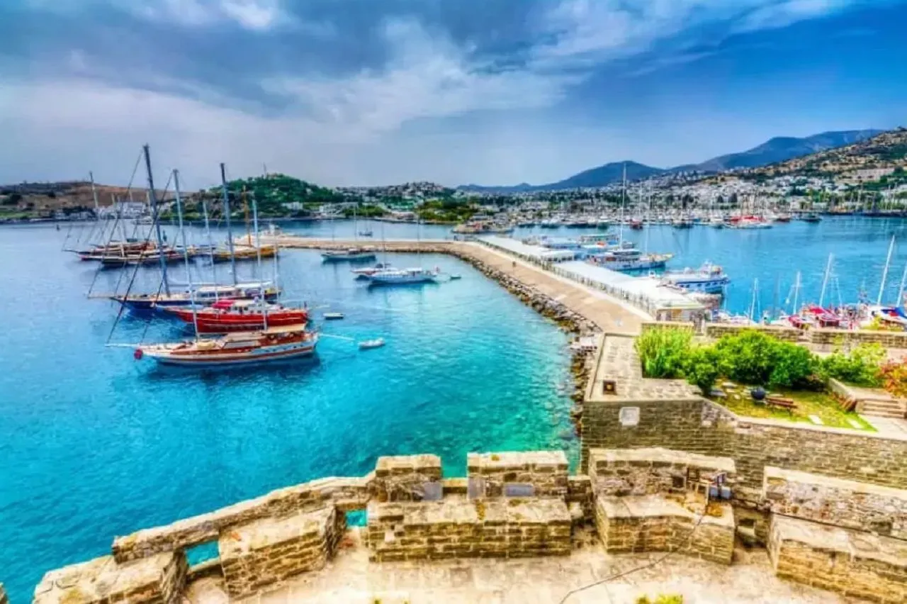 Türkiye'de Tatil: En Güzel Şehirler ve Doğa Rotaları