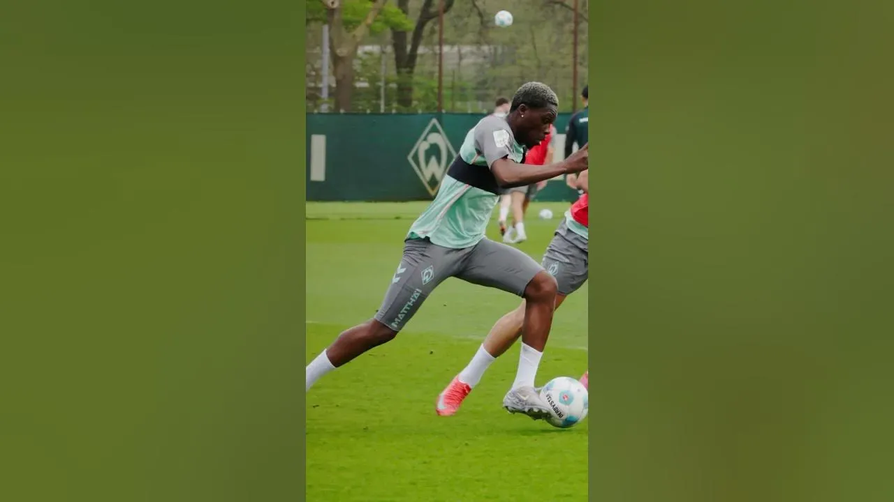 Derrick Köhn: Werder Bremen'de Kalmak İstiyor