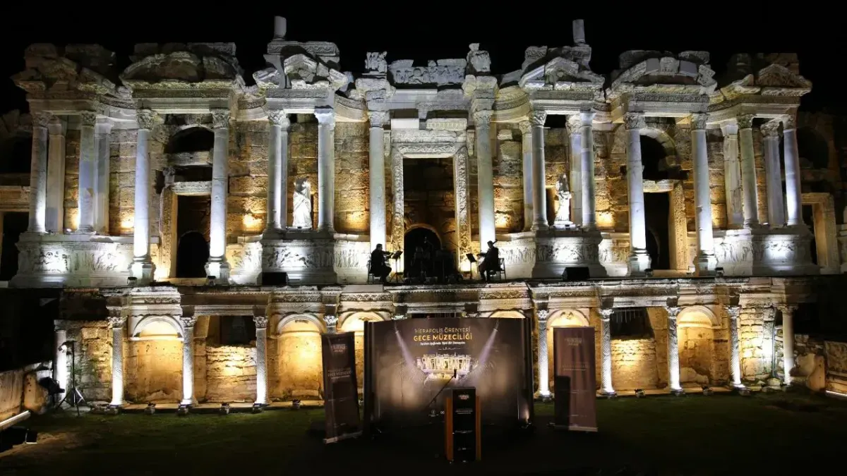 Gece Müzeciliği ile Hierapolis ve Pamukkale’yi Keşfedin