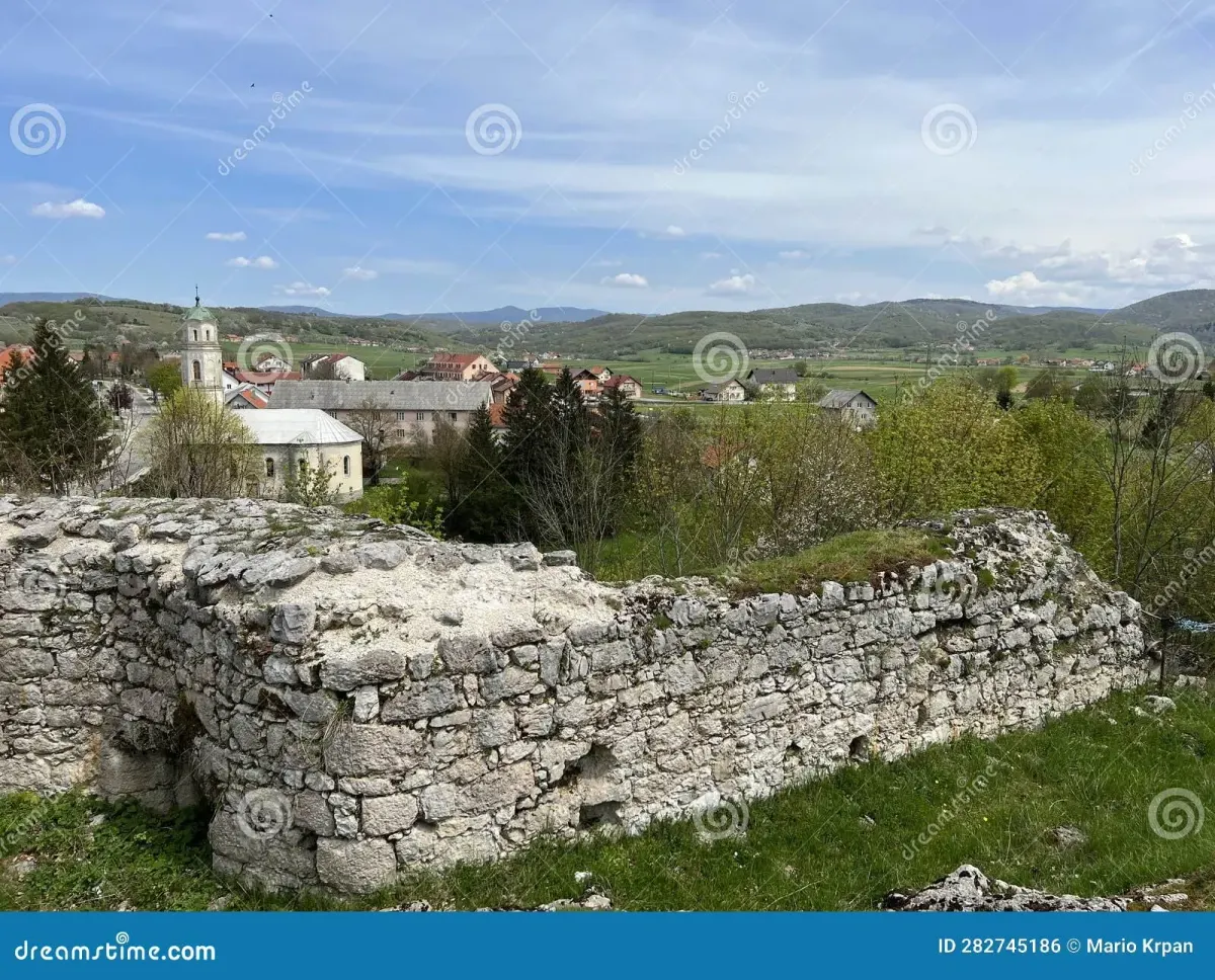 Sokolac Kalesi: Bosna-Hersek’in Tarihi İncisi