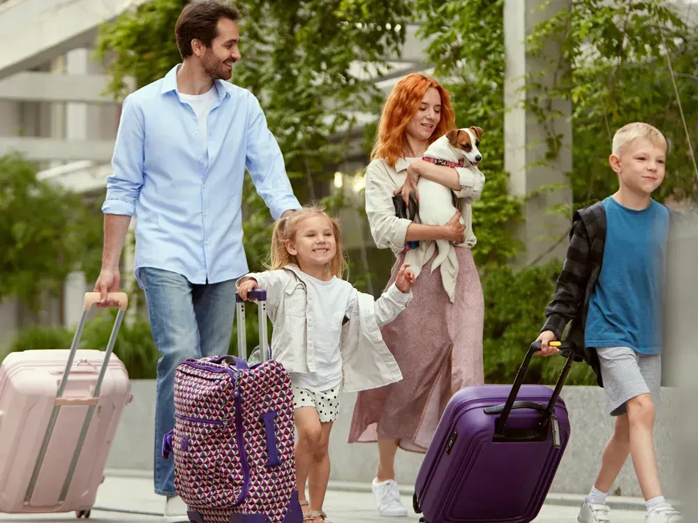 Aile ile Seyahat: Çocuklarla Uyumlu Planlama & Aktiviteler