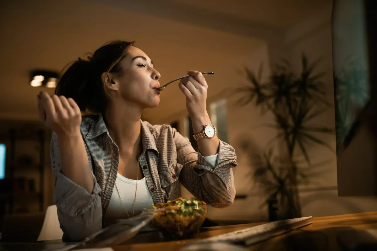 Gece Açlığı: Sağlıklı Atıştırmalık Seçenekleri