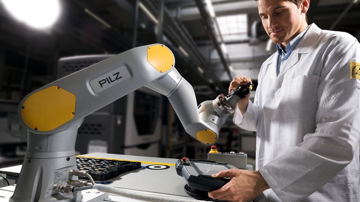 Robotik Sistemlerde Endüstriyel Pil Kullanımının Rolü