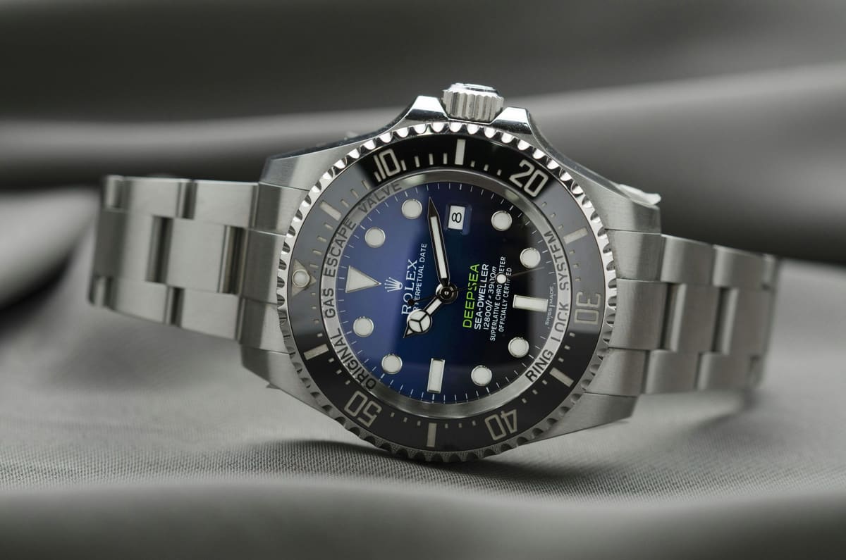 Zarafetin Somut Hali: Detaylarda Gizlenen Orijinal Rolex Tutkusu