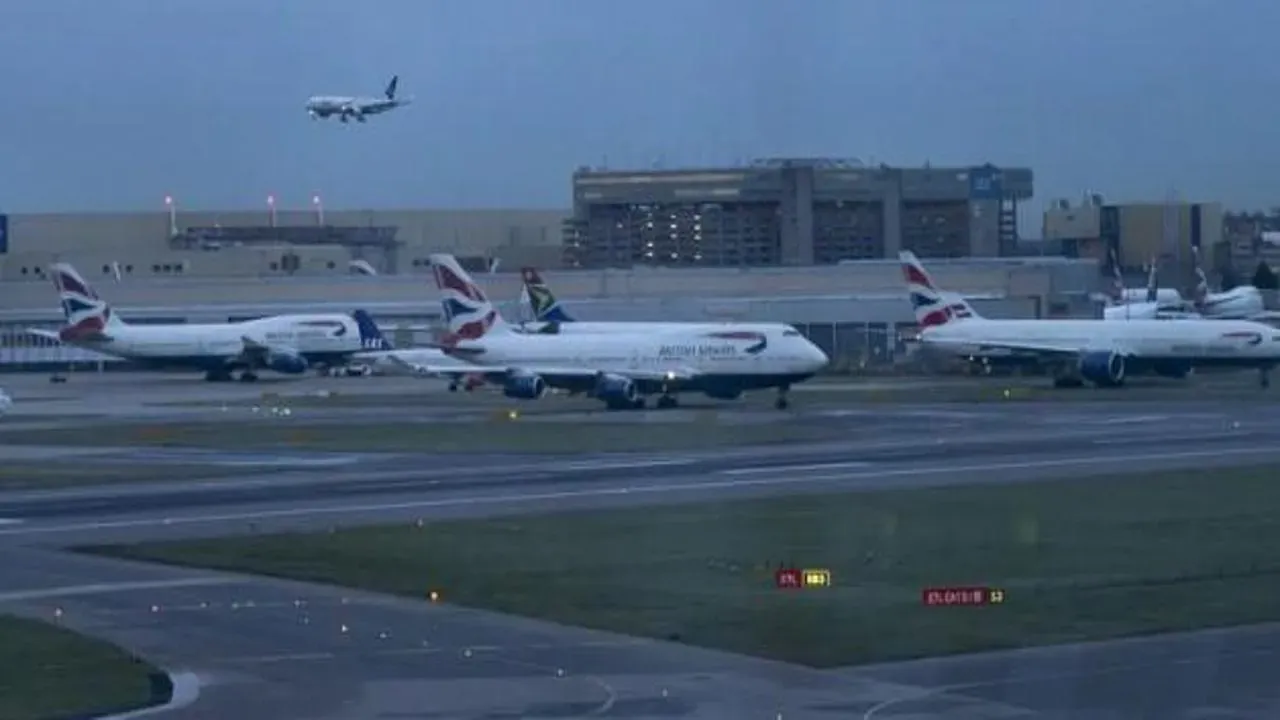 Londra Hava Sahası Kapandı: Teknik Arıza Neden Oldu