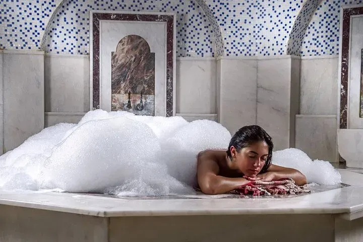 Turkish bath skincare: Aromatic soaks and scrubs guide