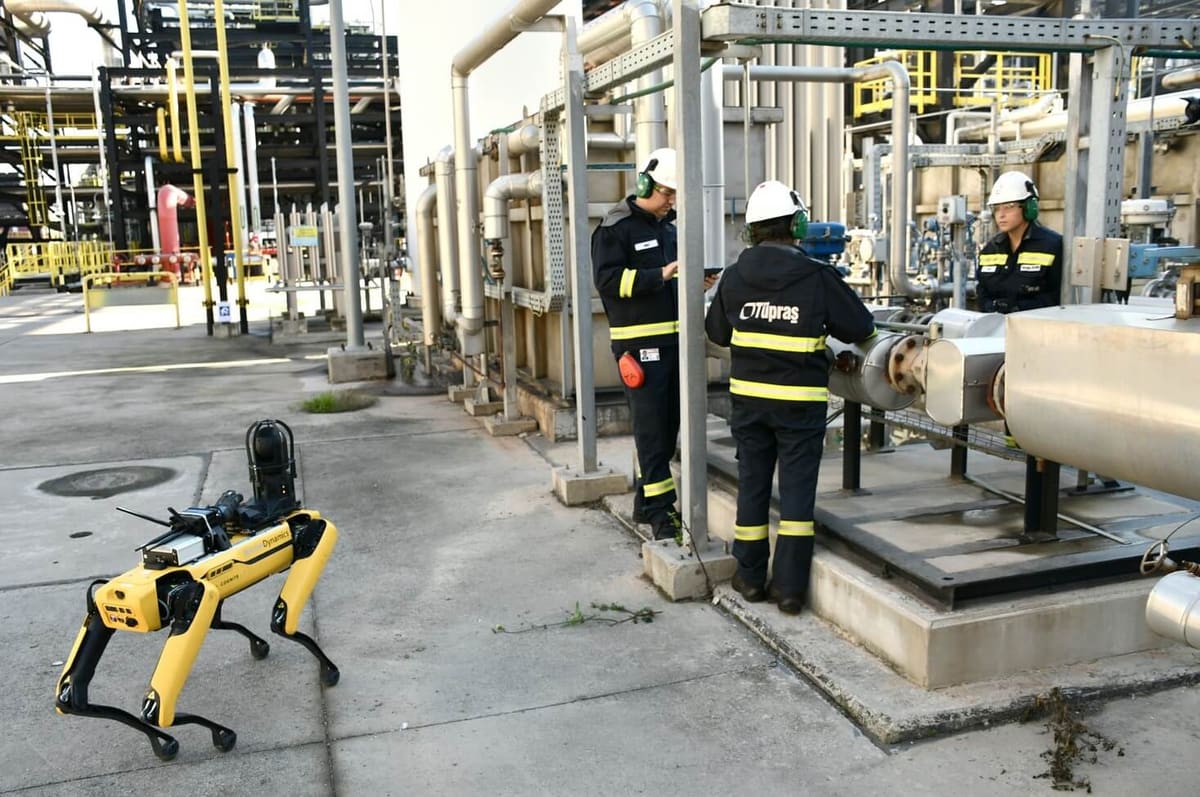 Yapay Zekâ Destekli Robotlar Fabrikalarda İşe Başladı